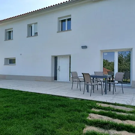 度假居 Casa Dos Picoutos Al *