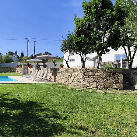 Casa Dos Picoutos Al * Moncao