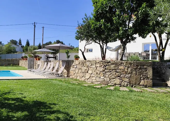 Casa Dos Picoutos Al * Monção